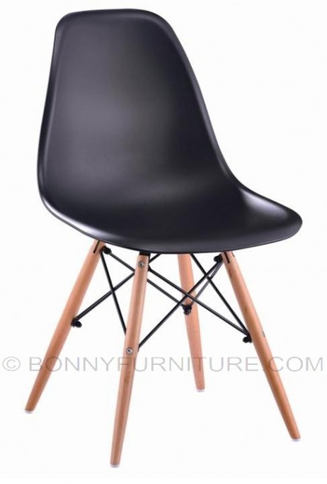 033-a chair wooden legs