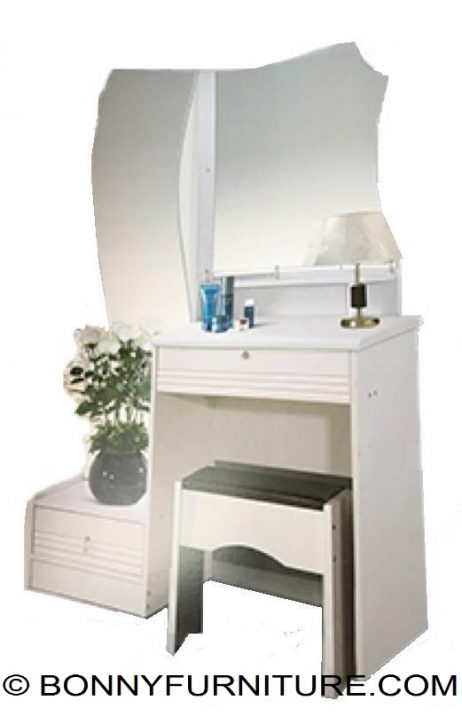 ed6011 dresser with stool