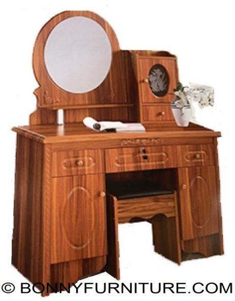 ed6030 dresser with stool