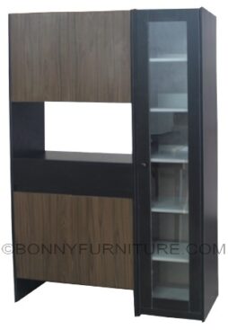 Kaizer display cabinet